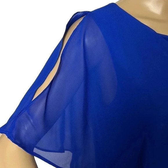 CLEO Mother  of the bride Blue Asymmetrical Lace event sheath dress. Beaded - Picture 3 of 12